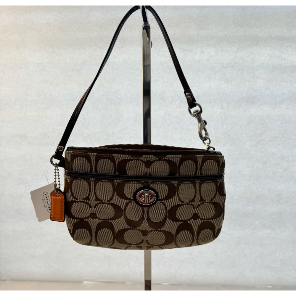 Coach Park Signature Medium Wristlet NWT